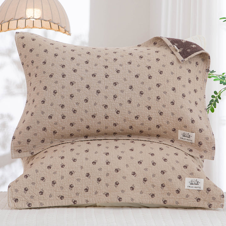 Women's pillowcase with modern checkered pattern Stornfield