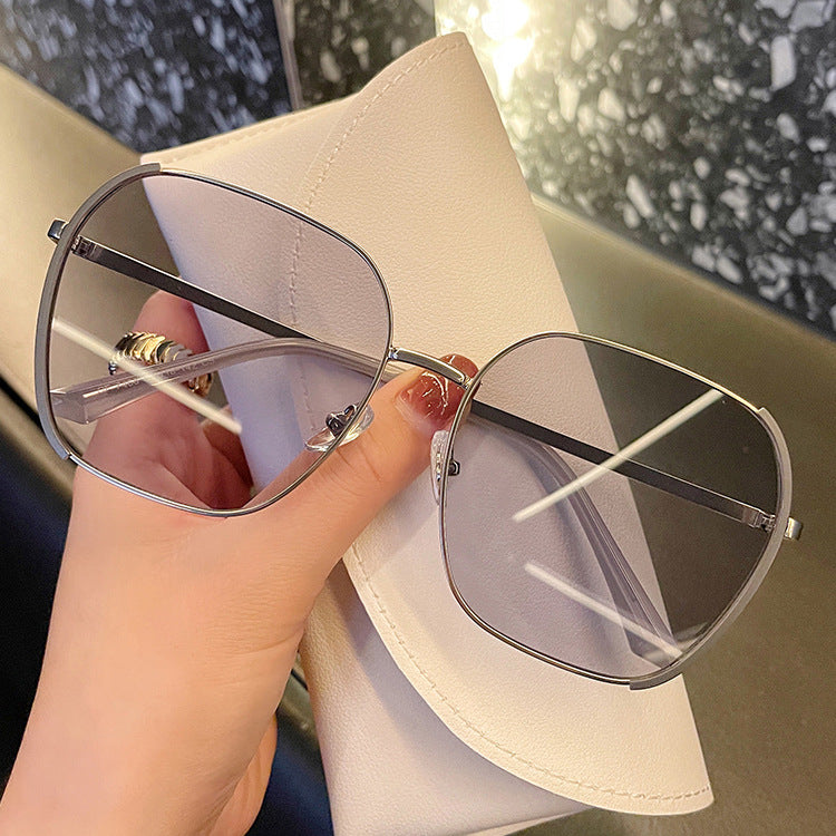 Women's large square sunglasses with high-quality metal frame Stornfield