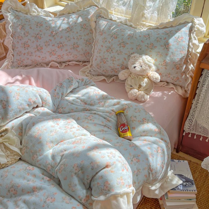 Soft Ruffled Floral Comforter Set