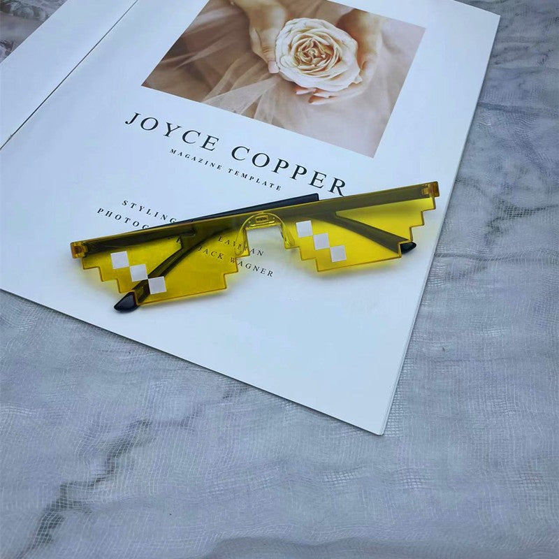 Bold Geometric Frame Sunglasses Stornfield