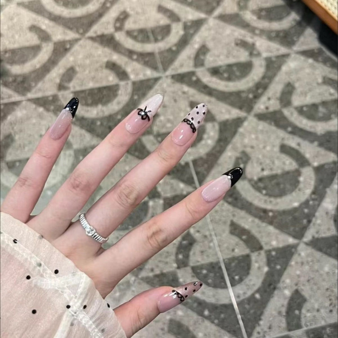 Artistic French Tip Press-On Nails Stornfield
