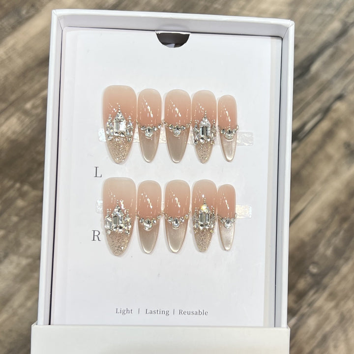 Glamorous Starry Press-On Nail Art