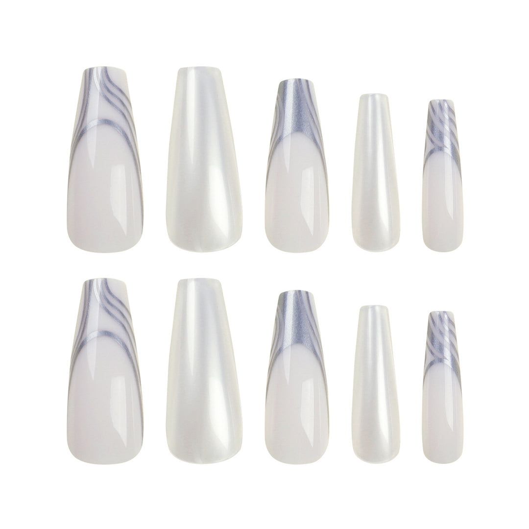 Artificial nail extensions with marbled design Stornfield