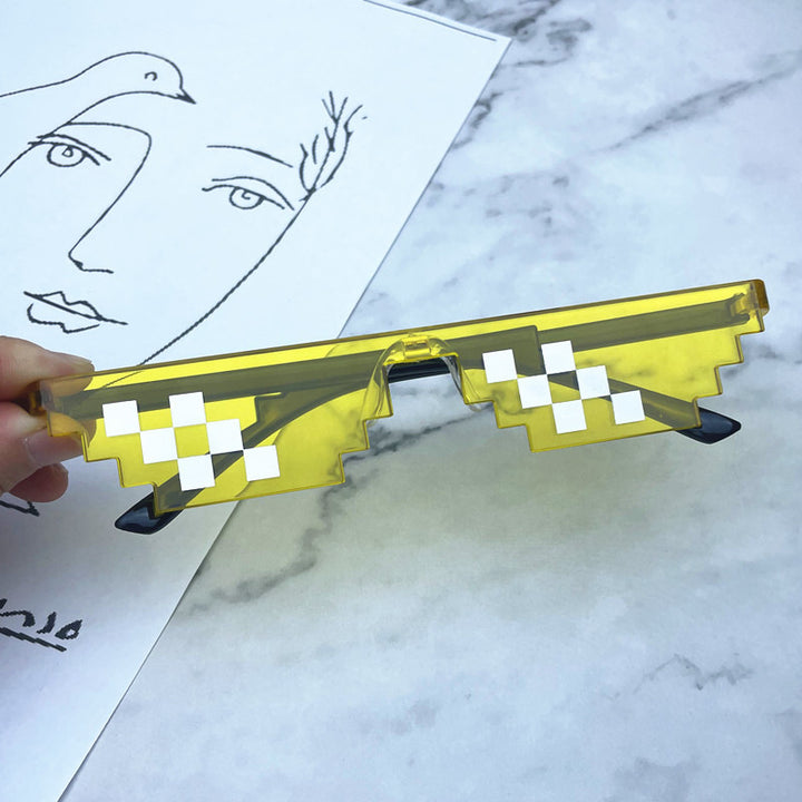 Bold Geometric Frame Sunglasses Stornfield