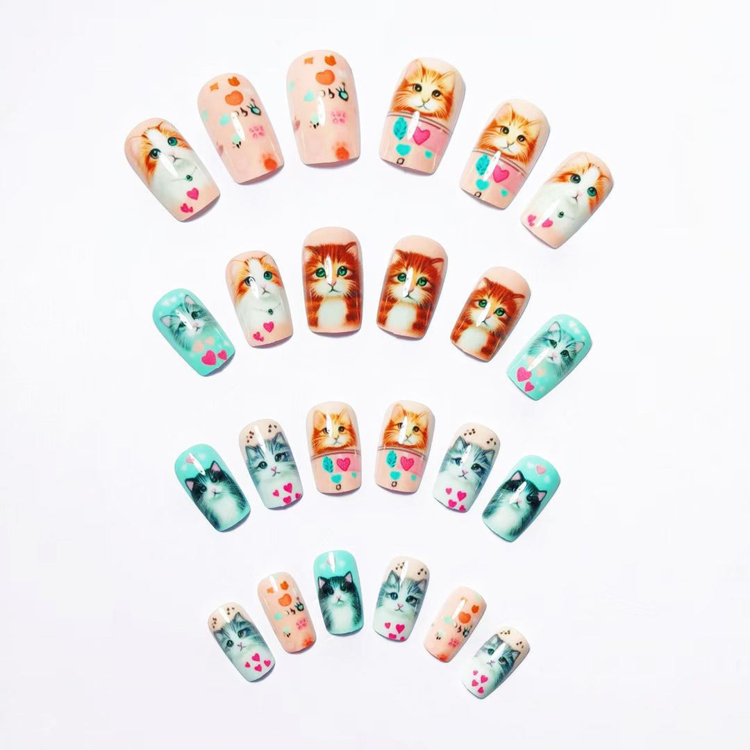Stylish Cat Design Artificial Nails Stornfield