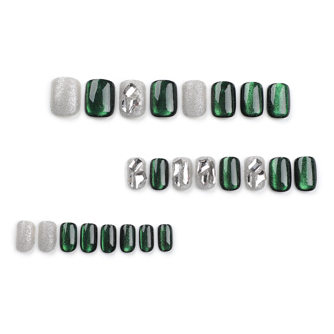 Glamorous nail extensions with creative glitter design Stornfield