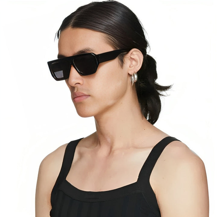 Women's fashionable sunglasses in striking geometric design Stornfield