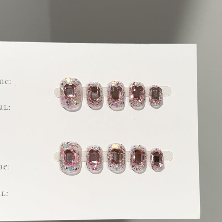 Sparkling Rhinestone 3D Press-On Nail Art
