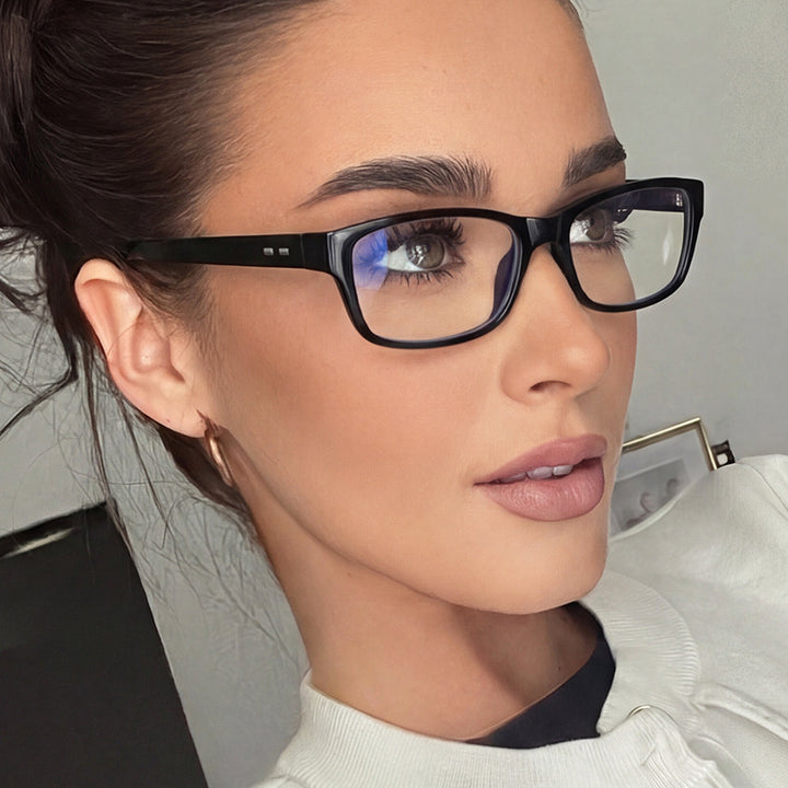Women's sunglasses in a modern, angular design Stornfield