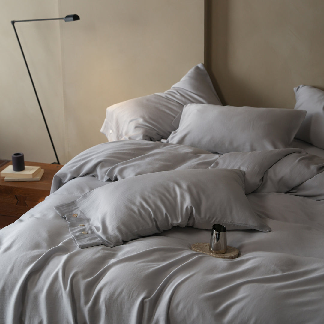 Luxury Organic Cotton Sateen Duvet Cover Set with Button Closure