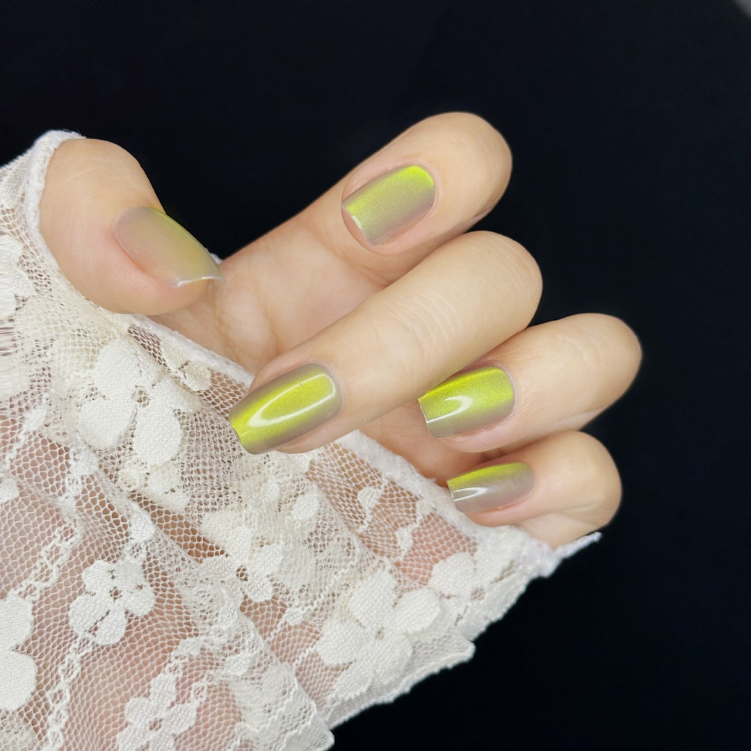 Vibrant Gradient Press-On Nail Art Set