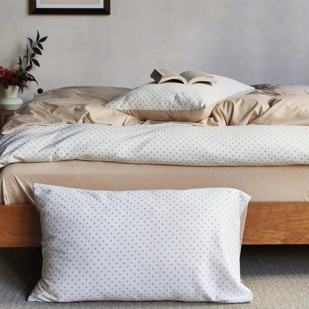 Breathable Percale Dot-Print Duvet Cover and Pillowcase Set