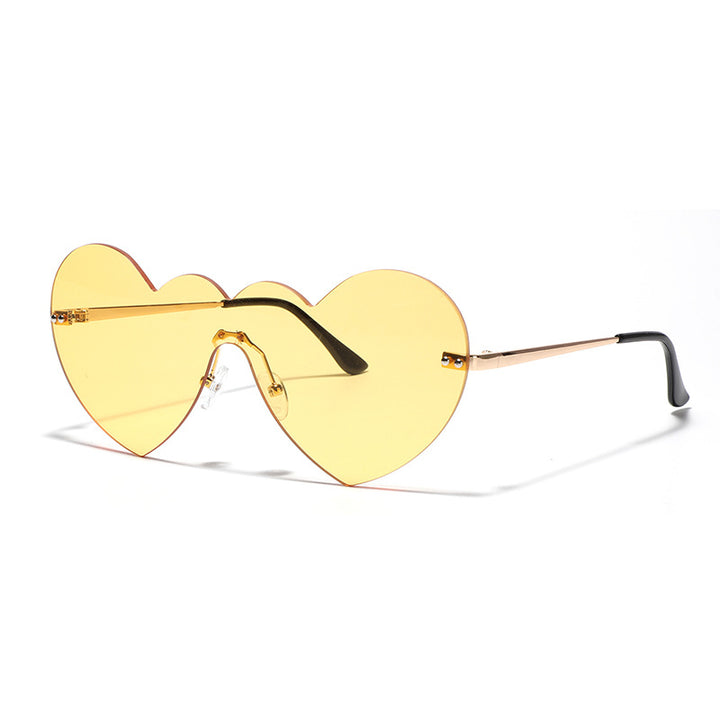 Ladies extravagant heart sunglasses with protective lenses Stornfield