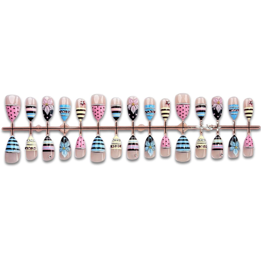 Artistic Press-On Nail Set 1790745541