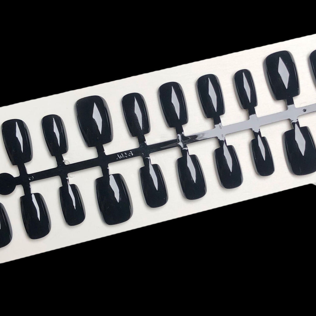 Glossy Press-On Nail Kit