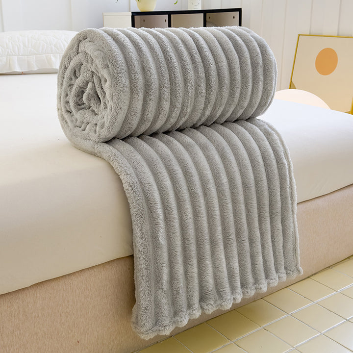 Women High-pile Cozy Blanket with Wave Pattern Stornfield