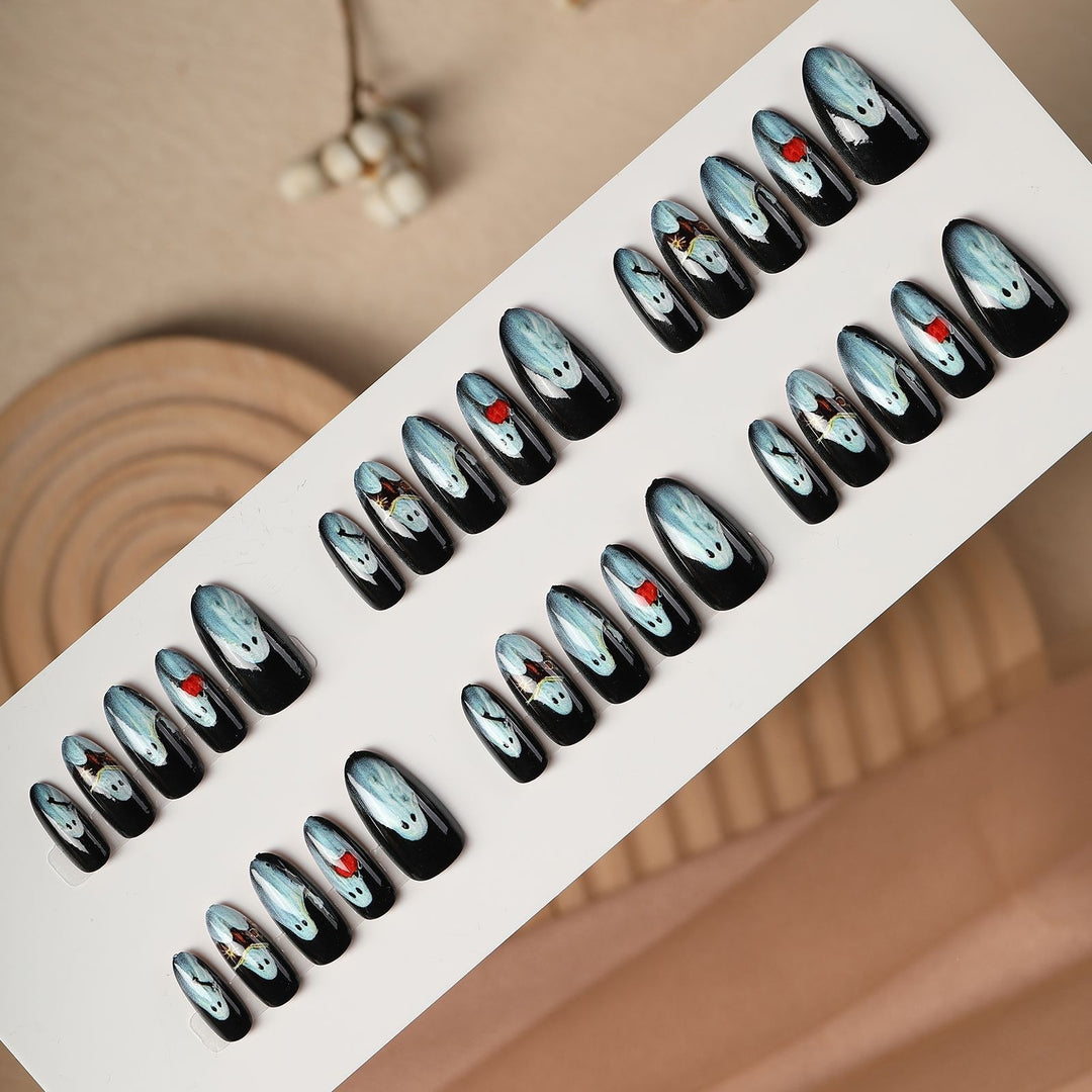 Artificial fake nails with spooky designs Stornfield