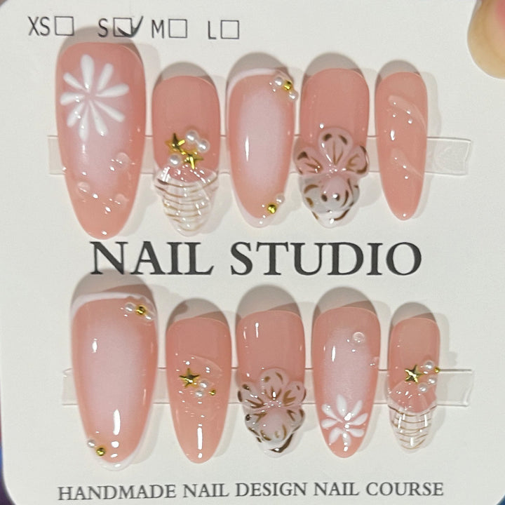 Handcrafted Floral Pattern Press-On Nails Stornfield