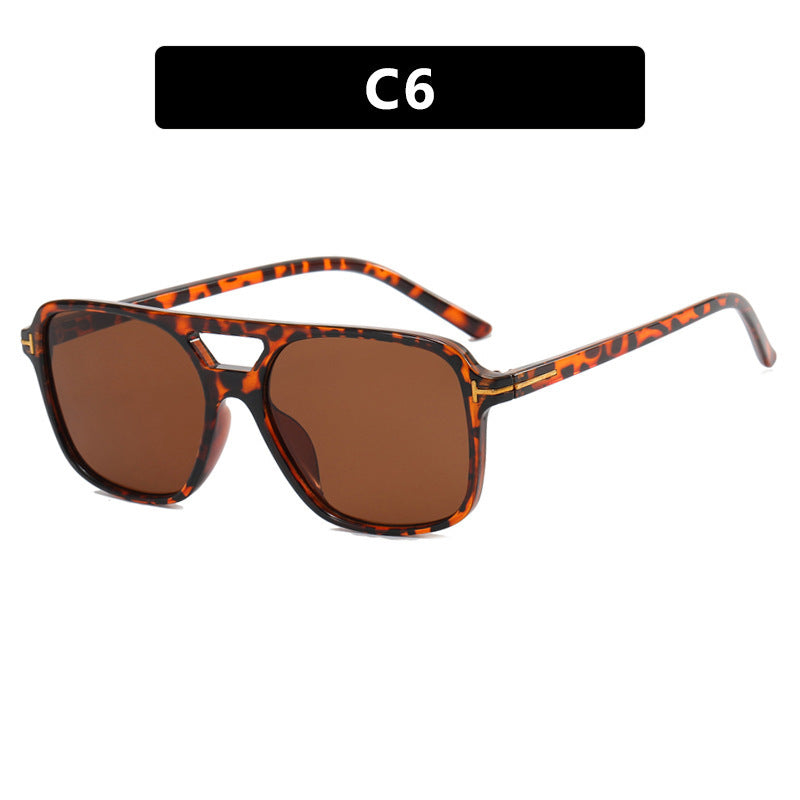 Ladies stylish sunglasses in modern rectangular design Stornfield