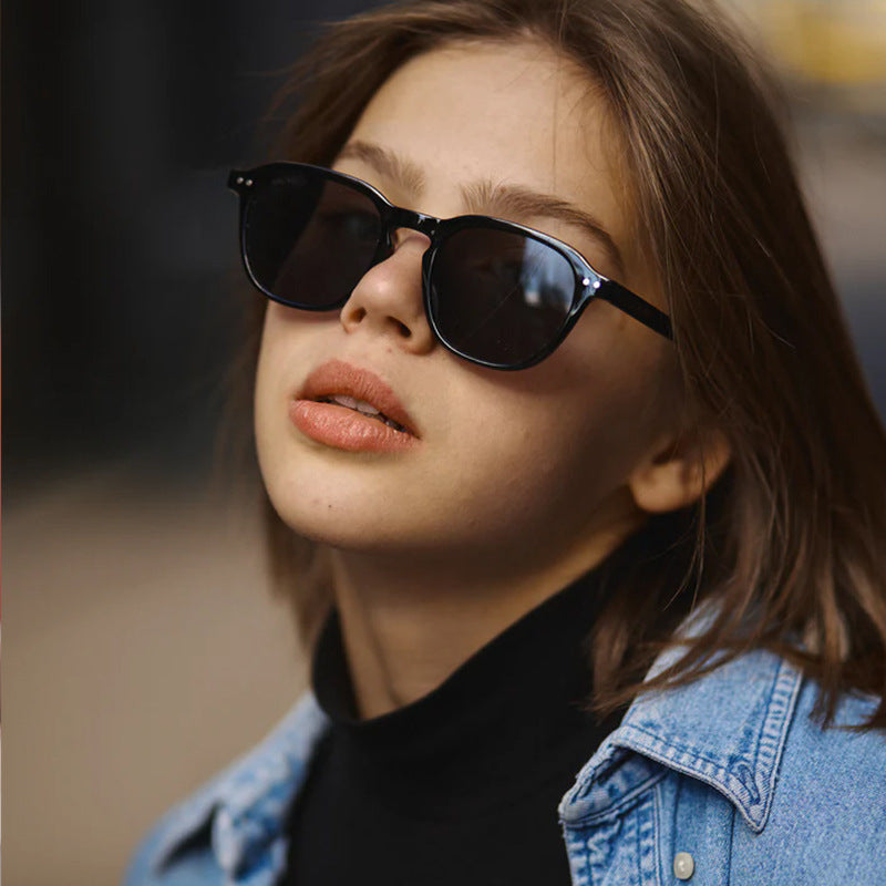 Men's Retro-Inspired Round Sunglasses Stornfield