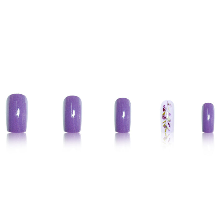 Floral Nail Art Press-On Extensions Stornfield