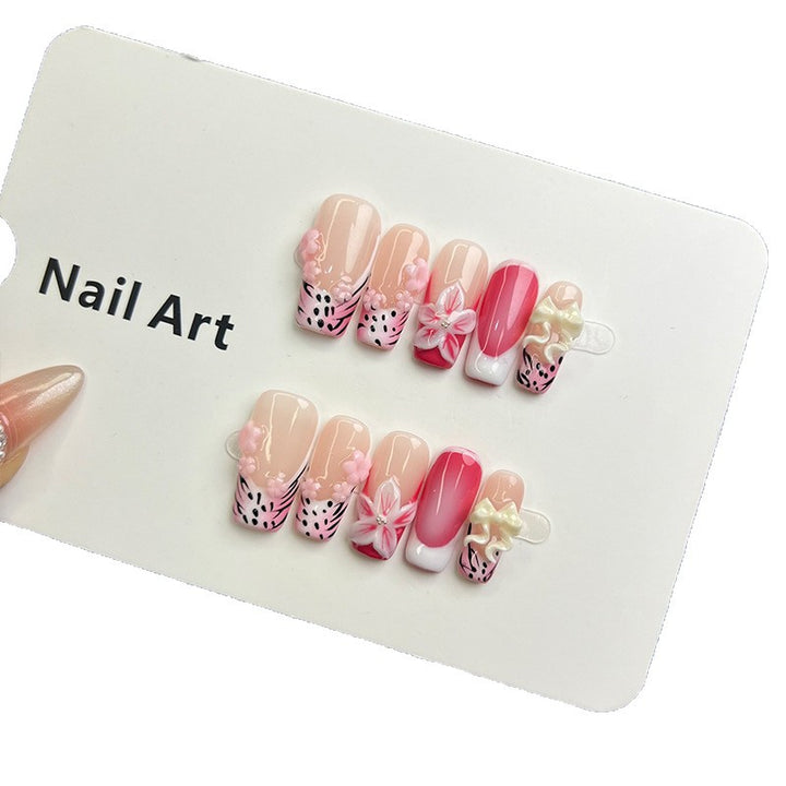 Artistic Floral Press-On Nail Set 1790734554