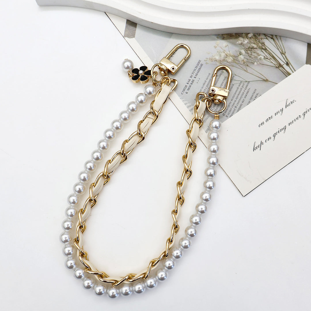 Stylish Pearl-Embellished Eyewear Chain Stornfield
