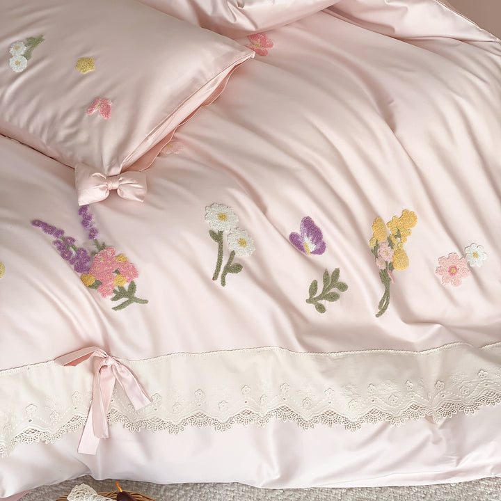 Hand-Embroidered Floral Bow-Accent Duvet Cover Set with Lace-Trim Pillow Shams