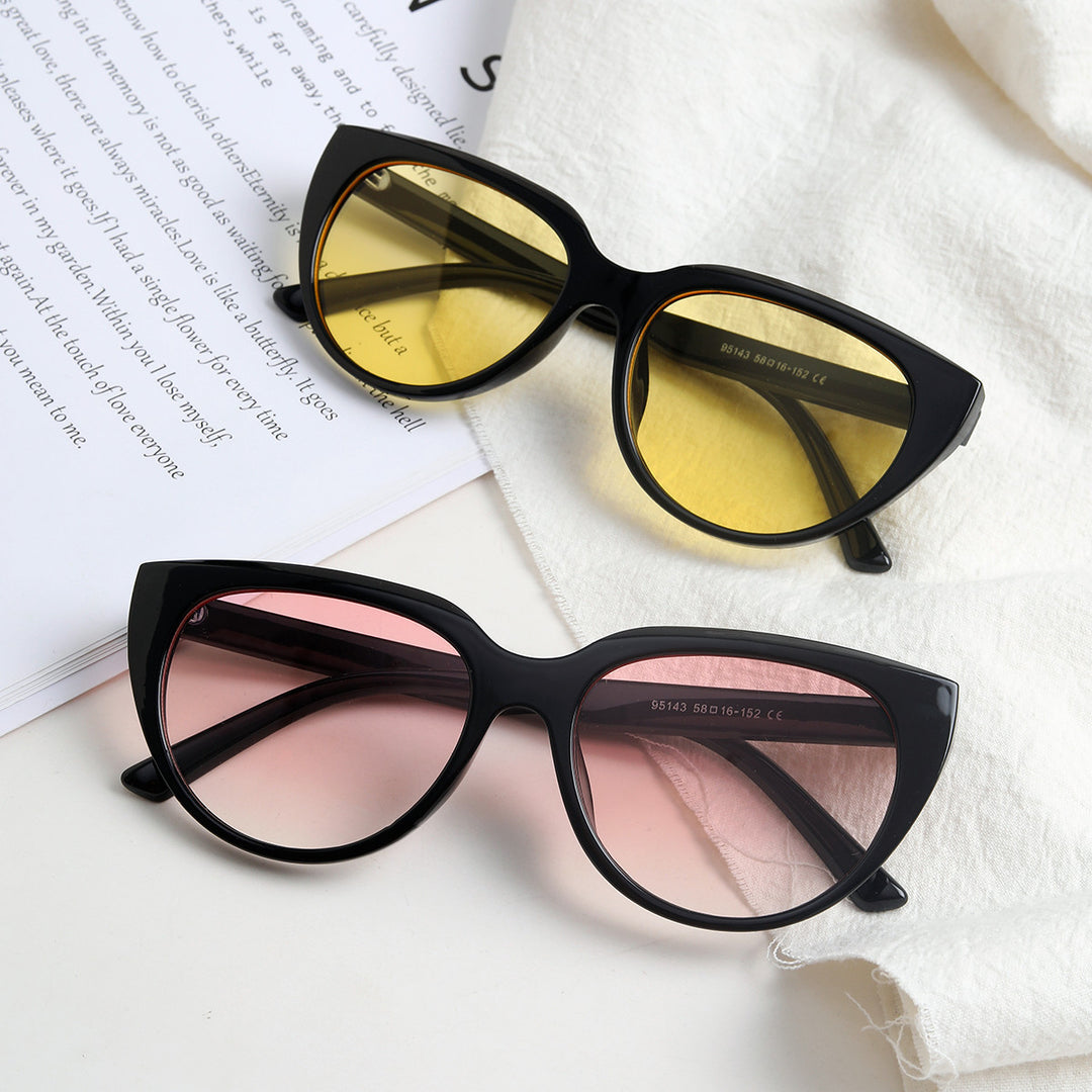 Ladies trendy cat-eye sunglasses with comfortable fit Stornfield