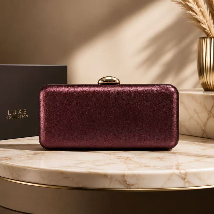 Elegant Structured Clutch