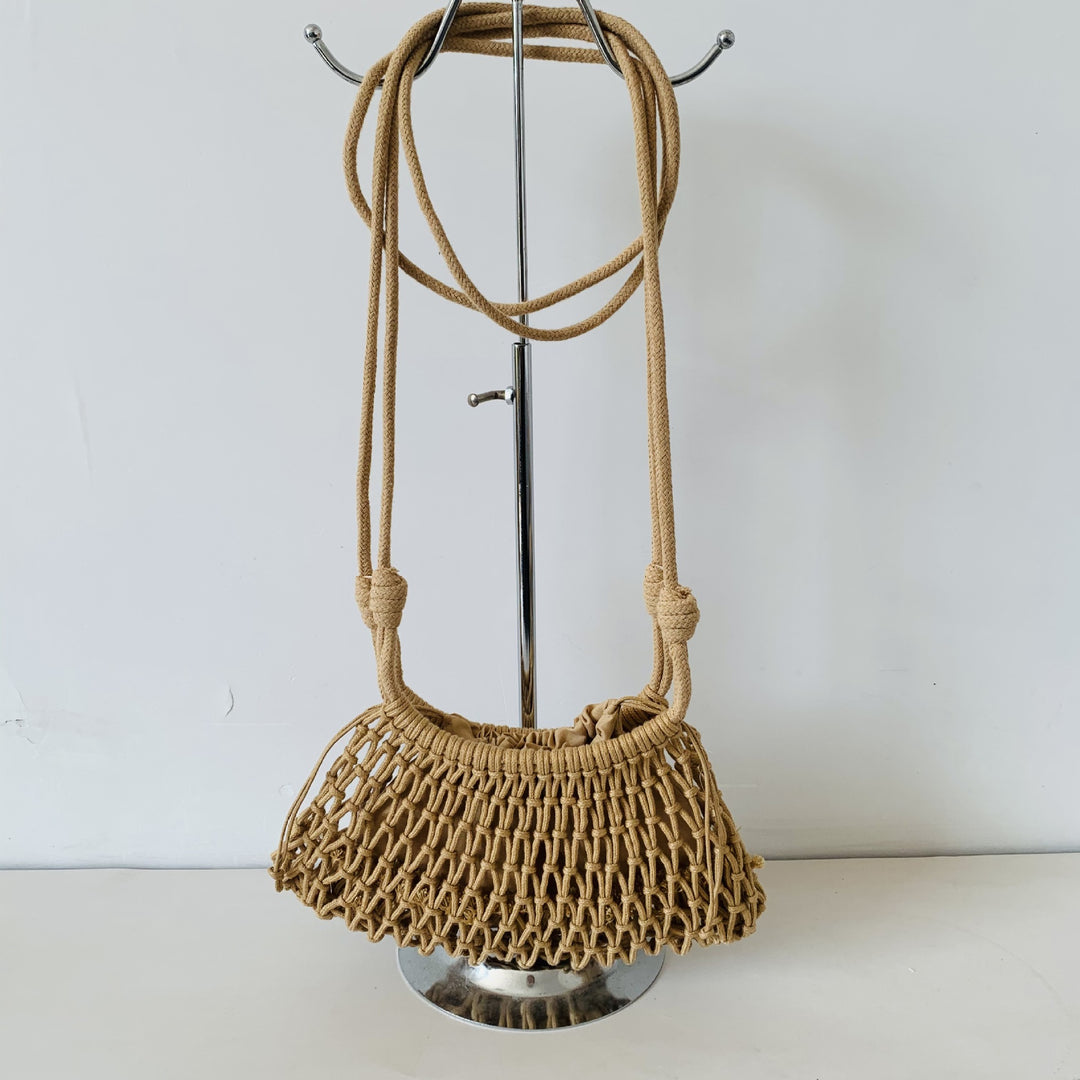 Hand-knotted tote bag with adjustable shoulder strap Stornfield
