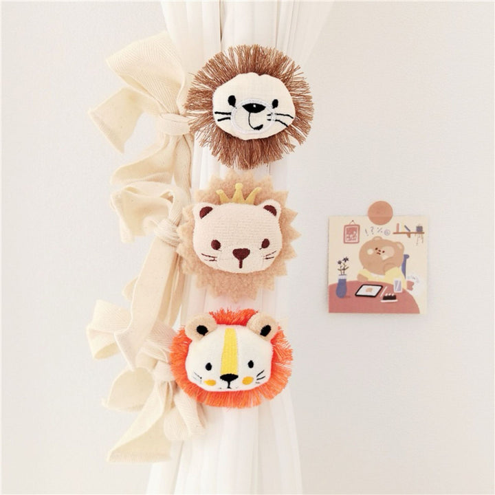 Decorative Lion Appliqué Curtain Tieback