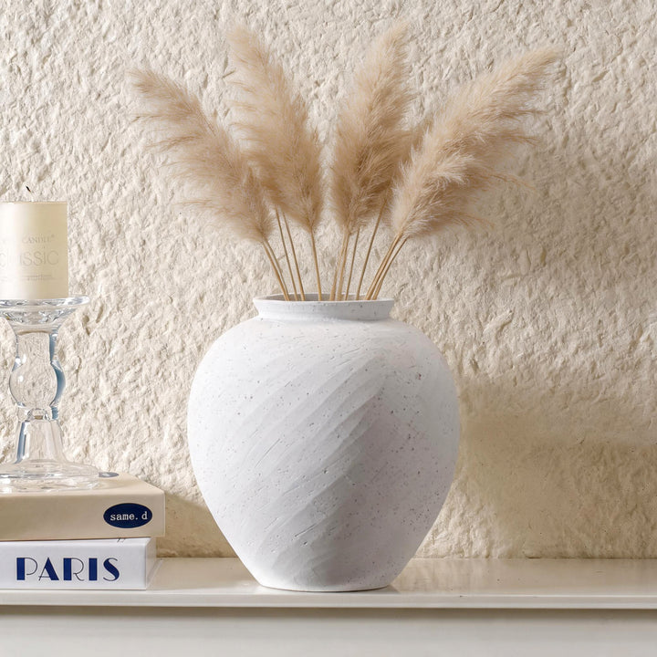 Elegant and timeless decorative vase Stornfield