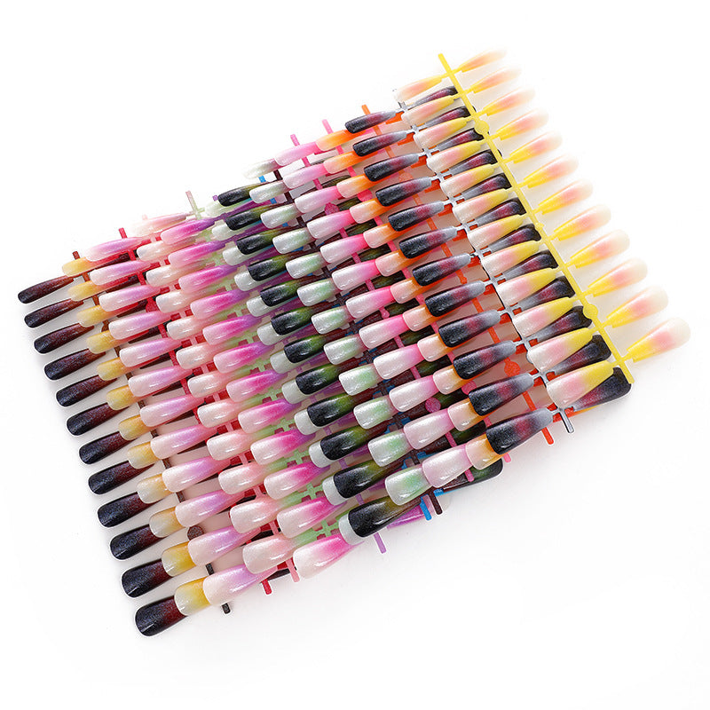 Glamorous artificial nails with gradient Stornfield