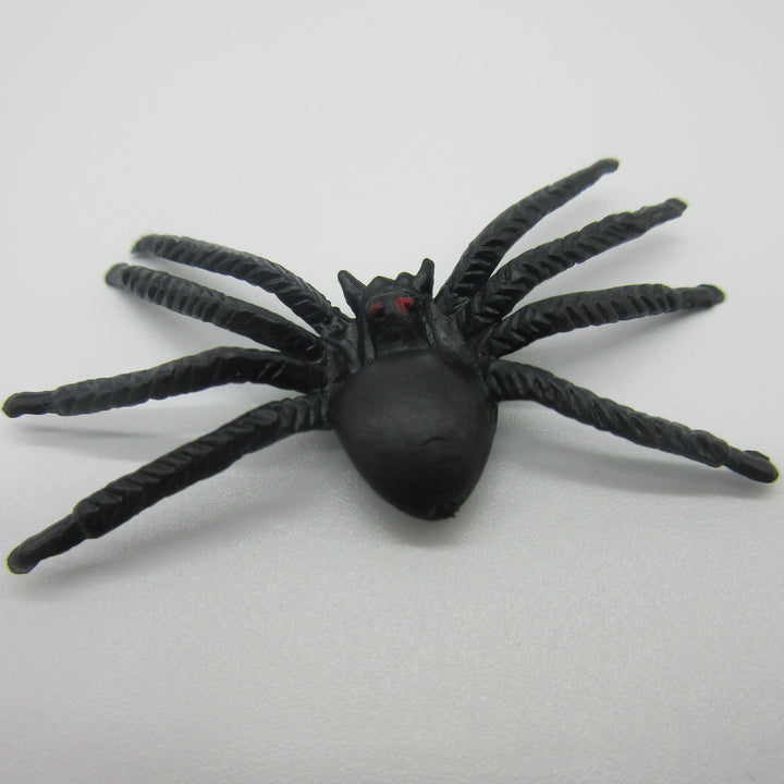 Realistic Creepy Crawly Spider Figurines Stornfield