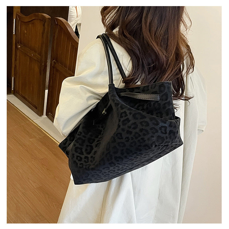 Chic Patterned Tote Bag Stornfield