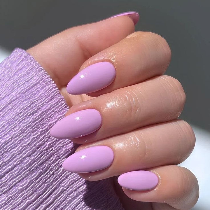 Artificial nail set for trendy nail designs Stornfield
