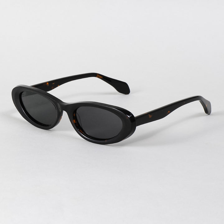 Ladies Designer Sunglasses in Modern Oval Design Stornfield