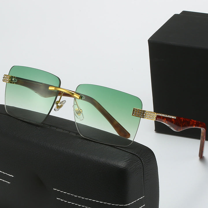 Ladies fashionable sunglasses in elegant square design Stornfield