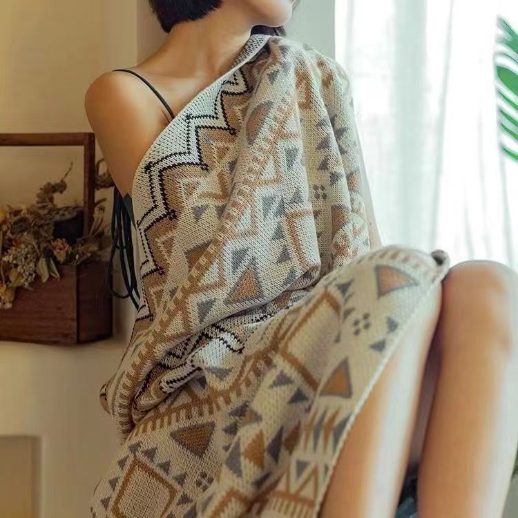 Geometric Knit Throw Blanket
