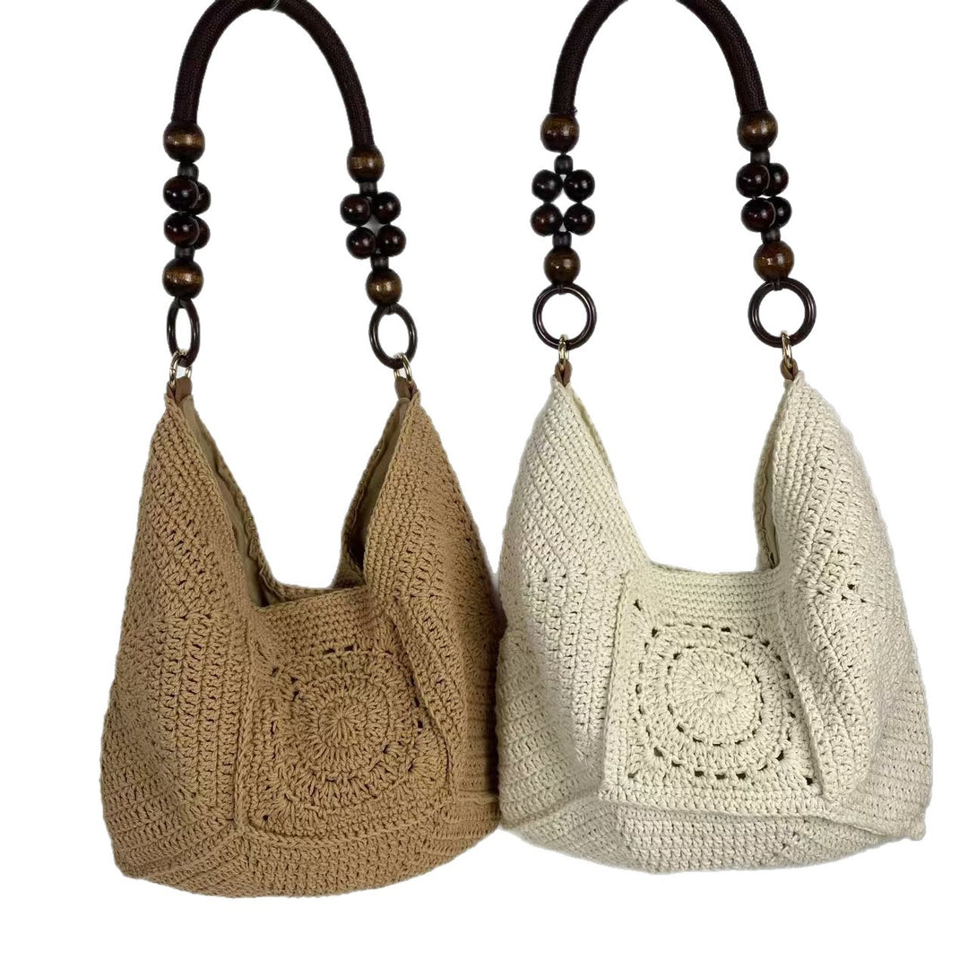 Hand-knotted shoulder bag with wooden handles Stornfield