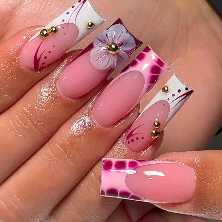 Artistic Cartoon-Themed Press-On Nails Stornfield