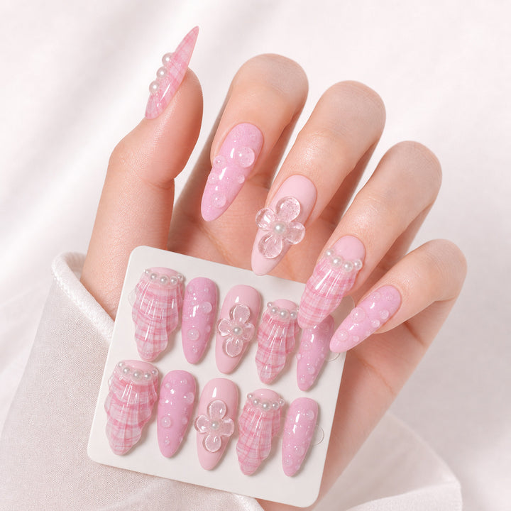 Decorative Press-On Nail Set with Floral Accents Stornfield