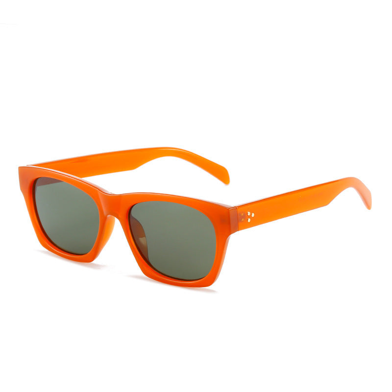 Retro-Inspired Chunky Sunglasses Stornfield