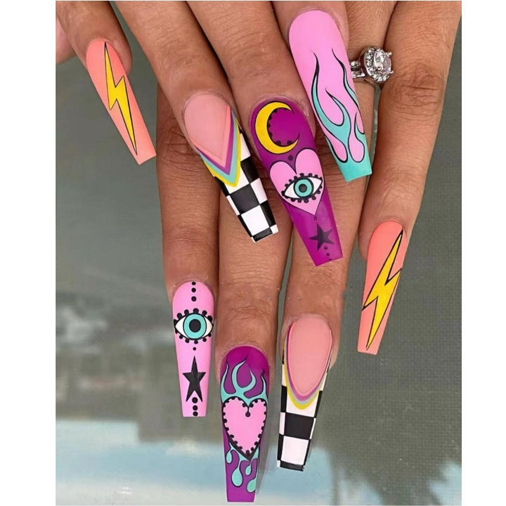 Creative and artistic art nails Stornfield