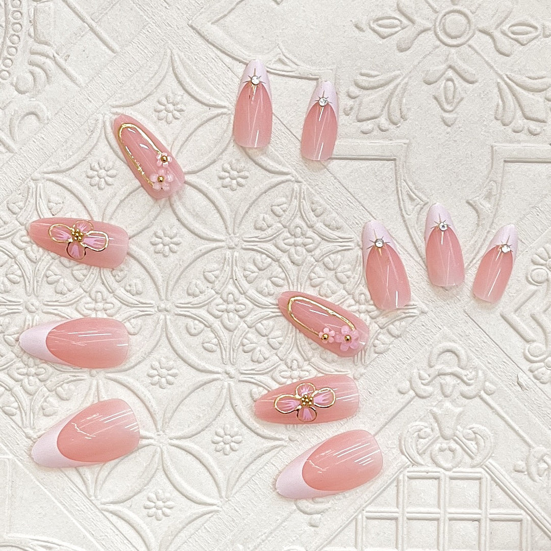 Elegant Press-On Nail Art Set with Floral Accents Stornfield