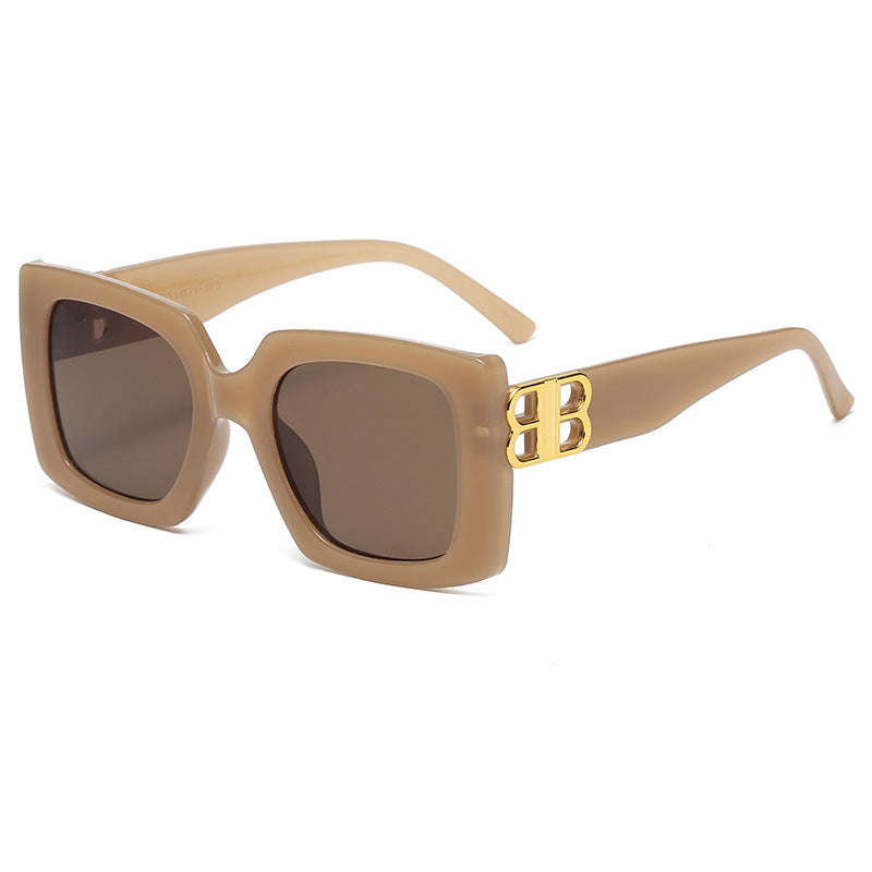 Ladies oversized sunglasses with elegant design and luxurious details Stornfield