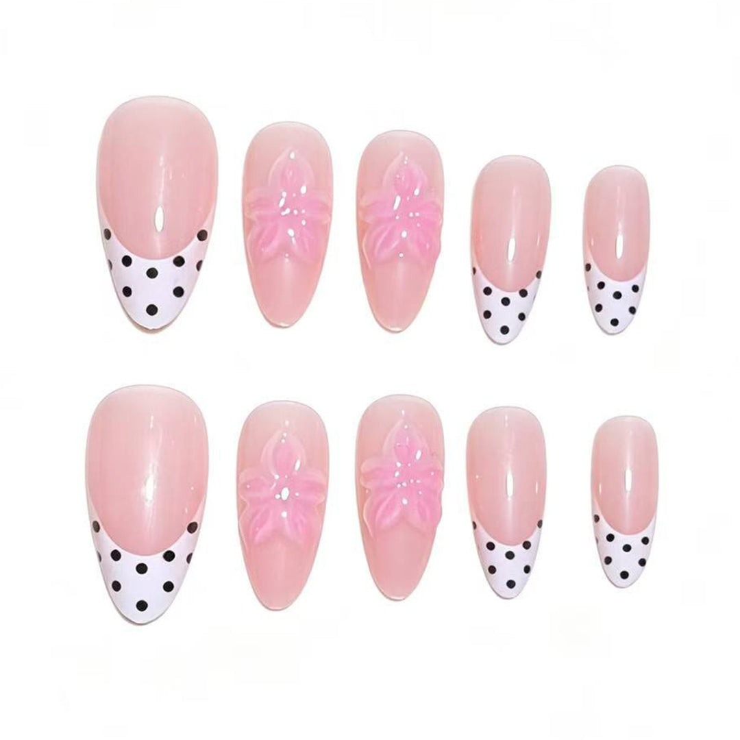 Elegant Floral Design Press-On Nail Tips Stornfield
