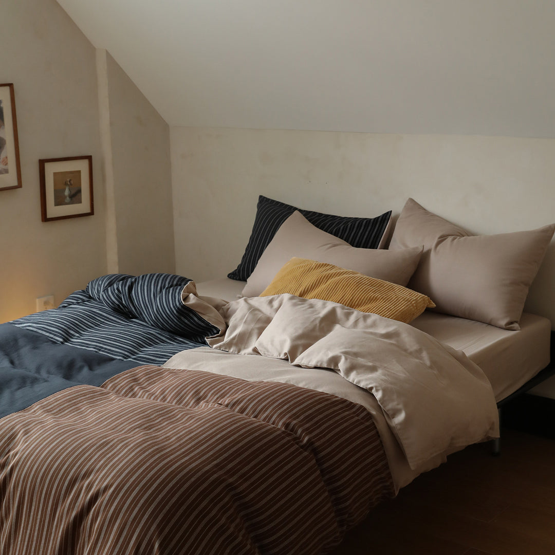 Patchwork Stripe & Solid Cotton Sateen Duvet Cover Set with Corduroy Accent Pillow
