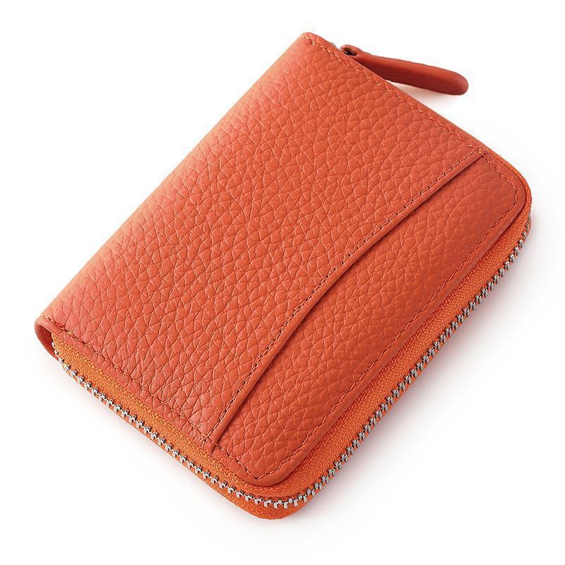 Durable Leather Zip Wallet Stornfield